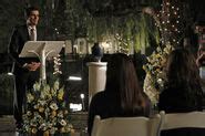 what episode does phil's mom die|Funeral of Grace Dunphy .